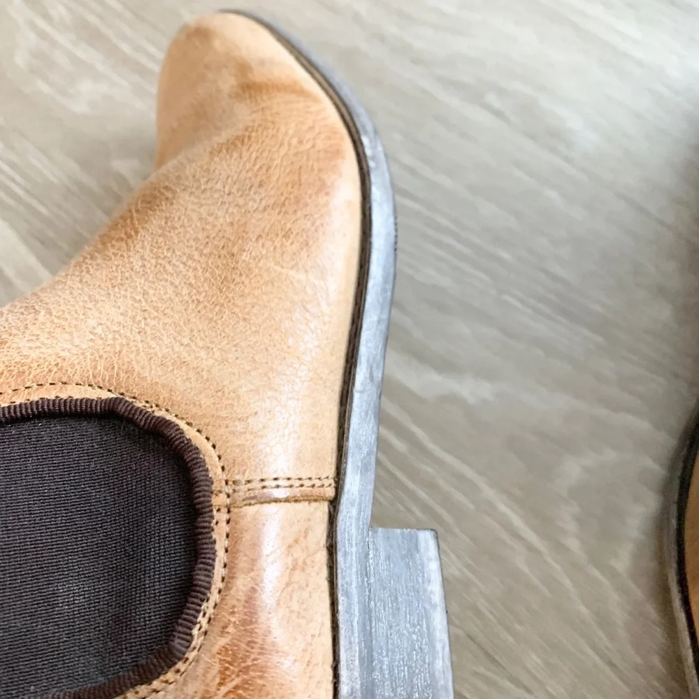 Leibeskind Leather Chelsea Boots - Picture 13 of 16
